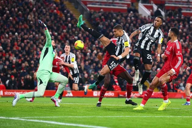 Malick Thiaw of Newcastle United misses a chance to score Liverpool v Newcastle United, Premier League, Football, Anfield, Liverpool, UK - 31 Jan 2026Liverpool Anfield United Kingdom EDITORIAL USE ONLY No use with unauthorised audio, video, data, fixture lists, club league logos or live services. Online in-match use limited to 120 images, no video emulation. No use in betting, games or single club league player publications. Copyright: xPaulxCurrie Shutterstockx 16496754ab