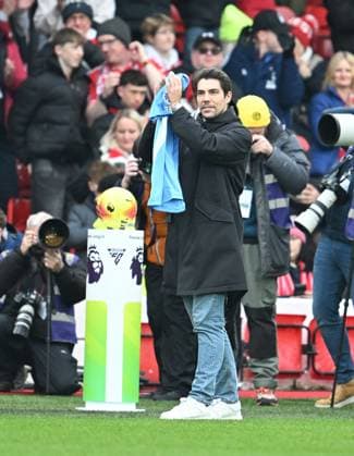 Nottingham Forest new goalkeeper Stefan Ortega before kick off Nottingham Forest v Crystal Palace, Premier League, Football, City Ground, Nottingham, UK - 01 Feb 2026Nottingham City Ground United Kingdom EDITORIAL USE ONLY No use with unauthorised audio, video, data, fixture lists, club league logos or live services. Online in-match use limited to 120 images, no video emulation. No use in betting, games or single club league player publications. Copyright: xAnnaxGowthorpe Shutterstockx 16496863r