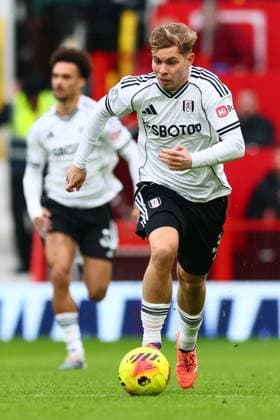 Emile Smith Rowe of Fulham Manchester United, ManU v Fulham, Premier League, Football, Old Trafford, Manchester, UK - 01 Feb 2026Manchester Old Trafford United Kingdom EDITORIAL USE ONLY No use with unauthorised audio, video, data, fixture lists, club league logos or live services. Online in-match use limited to 120 images, no video emulation. No use in betting, games or single club league player publications. Copyright: xPaulxCurrie Shutterstockx 16496861cv