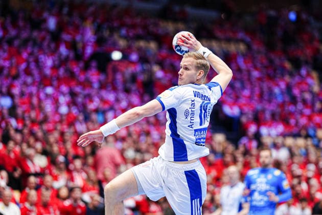 Wurf Tor Ellidi Vidarsson (Island, 18) DEN, Island vs. Kroatien, Handball, EHF Europameisterschaft 2026, Spiel um Platz 3, 01.02.2026 DEN, Island vs. Kroatien, Handball, EHF Europameisterschaft 2026, Spiel um Platz 3, 01.02.2026 Herning Copyright: xEibner-Pressefoto MarcelxvonxFehrnx EP_MFN