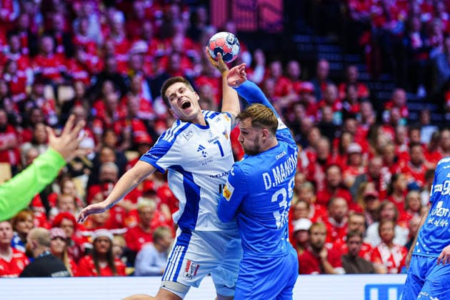 Viggo Kristjansson (Island, 07), David Mandic (Kroatien, 39) DEN, Island vs. Kroatien, Handball, EHF Europameisterschaft 2026, Spiel um Platz 3, 01.02.2026 DEN, Island vs. Kroatien, Handball, EHF Europameisterschaft 2026, Spiel um Platz 3, 01.02.2026 Herning Copyright: xEibner-Pressefoto MarcelxvonxFehrnx EP_MFN