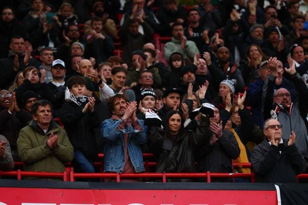 Fulham fans at the end of the match Manchester United, ManU v Fulham, Premier League, Football, Old Trafford, Manchester, UK - 01 Feb 2026Manchester Old Trafford United Kingdom EDITORIAL USE ONLY No use with unauthorised audio, video, data, fixture lists, club league logos or live services. Online in-match use limited to 120 images, no video emulation. No use in betting, games or single club league player publications. Copyright: xPaulxCurrie Shutterstockx 16496861is