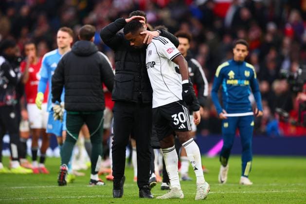 Fulham Head Coach Marco Silva and Ryan Sessegnon at the end of the match Manchester United, ManU v Fulham, Premier League, Football, Old Trafford, Manchester, UK - 01 Feb 2026Manchester Old Trafford United Kingdom EDITORIAL USE ONLY No use with unauthorised audio, video, data, fixture lists, club league logos or live services. Online in-match use limited to 120 images, no video emulation. No use in betting, games or single club league player publications. Copyright: xPaulxCurrie Shutterstockx 16496861iv