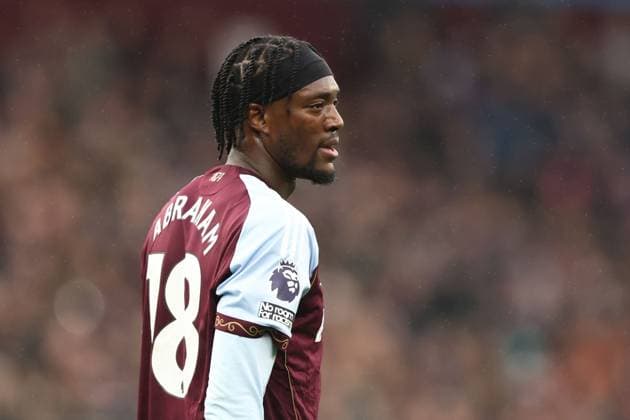 Tammy Abraham of Aston Villa Aston Villa v Brentford, Premier League, Football, Villa Park, Birmingham, UK - 01 Feb 2026Birmingham Villa Park United Kingdom EDITORIAL USE ONLY No use with unauthorised audio, video, data, fixture lists, club league logos or live services. Online in-match use limited to 120 images, no video emulation. No use in betting, games or single club league player publications. Copyright: xRyanxBrowne Shutterstockx 16496858ex