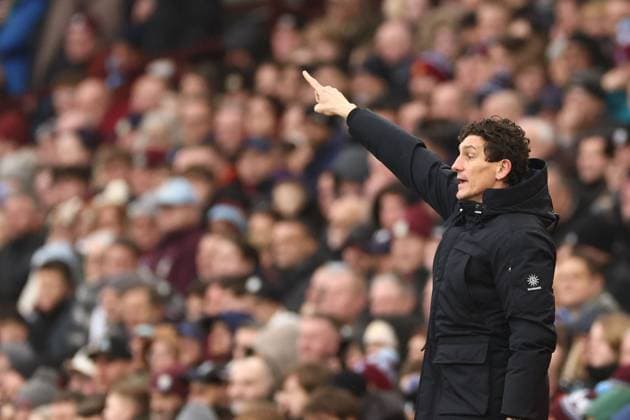 Keith Andrews Manager of Brentford Aston Villa v Brentford, Premier League, Football, Villa Park, Birmingham, UK - 01 Feb 2026Birmingham Villa Park United Kingdom EDITORIAL USE ONLY No use with unauthorised audio, video, data, fixture lists, club league logos or live services. Online in-match use limited to 120 images, no video emulation. No use in betting, games or single club league player publications. Copyright: xRyanxBrowne Shutterstockx 16496858fa