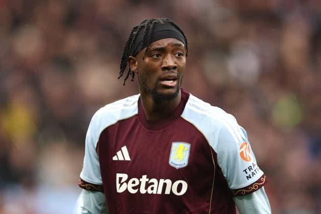 Tammy Abraham of Aston Villa Aston Villa v Brentford, Premier League, Football, Villa Park, Birmingham, UK - 01 Feb 2026Birmingham Villa Park United Kingdom EDITORIAL USE ONLY No use with unauthorised audio, video, data, fixture lists, club league logos or live services. Online in-match use limited to 120 images, no video emulation. No use in betting, games or single club league player publications. Copyright: xRyanxBrowne Shutterstockx 16496858fc