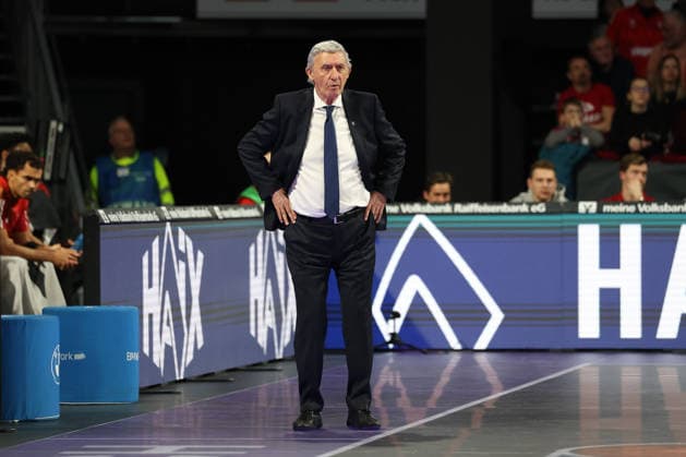 Svetislav Pesic (FC Bayern Basketball, Chef-Trainer), GER, FC Bayern Basketball vs. ratiopharm Ulm, Basketball, easycredit Basketball Bundesliga, 18. Spieltag, Saison 2025 2026, 01.02.2026, GER, FC Bayern Basketball vs. ratiopharm Ulm, Basketball, easycredit Basketball Bundesliga, 18. Spieltag, Saison 2025 2026, 01.02.2026 Muenchen Copyright: xEibner-Pressefoto JennixMaulx EP_JML