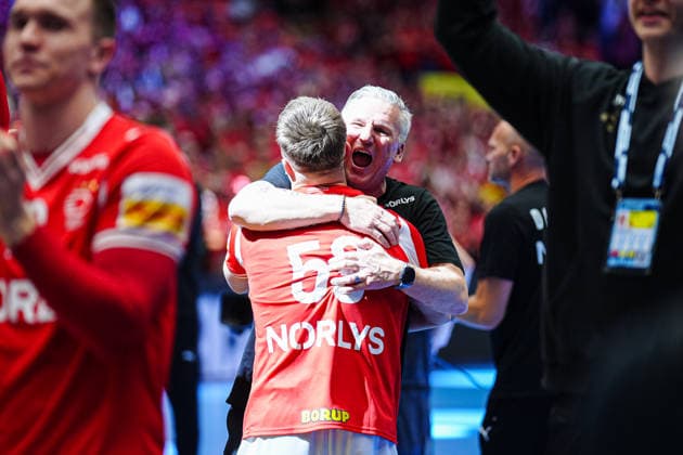 Daenemark jubelt Jubel nach Sieg Spielende DEN, Daenemark vs. Deutschland, Handball, EHF Europameisterschaft 2026, Finale, 01.02.2026 DEN, Daenemark vs. Deutschland, Handball, EHF Europameisterschaft 2026, Finale, 01.02.2026 Herning Copyright: xEibner-Pressefoto MarcelxvonxFehrnx EP_MFN
