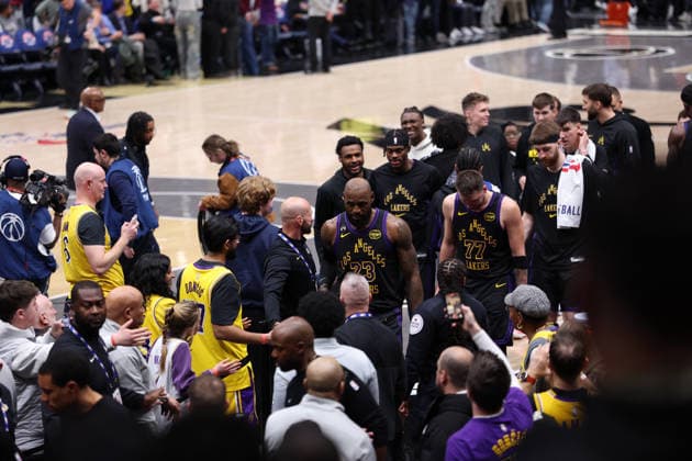 January 30, 2026, Washington, District Of Columbia, USA: LEBRON JAMES 23 of the Los Angeles Lakers exits the court during the halftime against the Washington Wizards at Capital One Arena Washington USA - ZUMAs352 20260130_zsp_s352_023 Copyright: xSabinaxShyshx