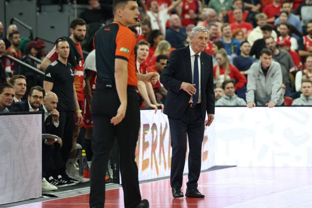 Svetislav Pesic (FC Bayern Basketball, Chef-Trainer), GER, FC Bayern Basketball vs. Paris Basketball, Basketball, Euroleague, 26. Spieltag, Saison 2025 2026, 03.02.2026, GER, FC Bayern Basketball vs. Paris Basketball, Basketball, Euroleague, 26. Spieltag, Saison 2025 2026, 03.02.2026 Muenchen Copyright: xEibner-Pressefoto JennixMaulx EP_JML