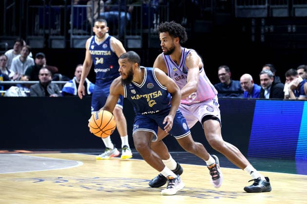 DEU, Europapokal, ALBA vs. AS Karditsa Iaponiki, 04.02.2026, Uber-Arena, Berlin, DEU, Europapokal, ALBA vs. AS Karditsa Iaponiki, im Bild Norris Agbakoko (ALBA Berlin 17), Brandon Jefferson (Karditsa Iaponiki 2)