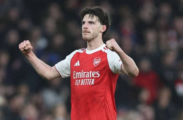 Declan Rice of Arsenal celebrates at full time Arsenal v Sunderland, Premier League, Football, Emirates Stadium, London, UK - 07 Feb 2026London Emirates Stadium United Kingdom EDITORIAL USE ONLY No use with unauthorised audio, video, data, fixture lists, club league logos or live services. Online in-match use limited to 120 images, no video emulation. No use in betting, games or single club league player publications. Copyright: xKieranxMcManus Shutterstockx 16524338ah