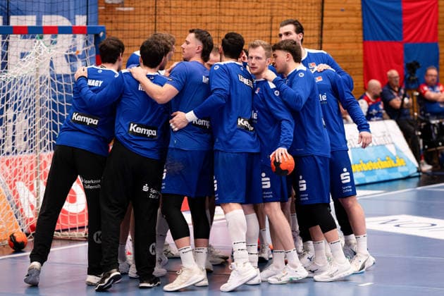 HBW Balingen Weilstetten, stimmt sich ein, HBW Balingen Weilstetten vs. 1. VFL Potsdam, Handball, 2. Bundesliga, 18. Spieltag, Saison 2025 2026, 07.02.2026 Eibner-Pressefoto Andreas Ulmer HBW Balingen Weilstetten vs. 1. VFL Potsdam, Handball, 2. Bundesliga, 18. Spieltag, Saison 2025 2026, 07.02.2026 Balingen Copyright: xEibner-Pressefoto AndreasxUlmerx EP_AUR
