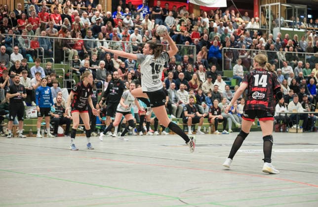 TG Nuertingen vs. HSG Freiburg, Handball,2.Alsco Handball Bundesliga Frauen, Spieltag 17, Saison 2025 2026, 07.02.2026 Marit Walz (HSG Freiburg, 19HSG) beim Sprungwurf TG Nuertingen vs. HSG Freiburg, Handball,2.Alsco Handball Bundesliga Frauen, Spieltag 17, Saison 2025 2026, 07.02.2026 Copyright: xEibner-Pressefoto DavidexDixGiovx EP_DGI