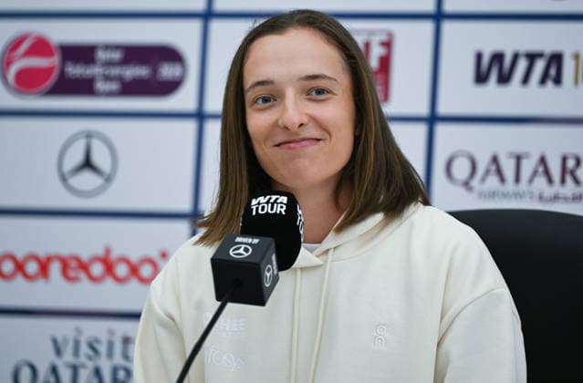 Qatar TotalEnergies Open 2026 - Day One DOHA, QATAR FEBRUARY 8: Iga Swiatek of Poland speaks during a press conference, PK, Pressekonferenz on Media Day at the Qatar TotalEnergies Open, part of the Hologic WTA, Tennis Damen Tour, at the Khalifa International Tennis and Squash Complex, in Doha, Qatar, February 8, 2026. Doha Qatar Copyright: xArturxWidakx originalFilename:widak-qatartot260208_npB4E.jpg
