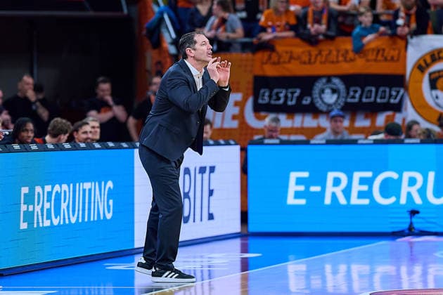 Ty Harrelson (ratiopharm ulm, Head Coach) ruft GER, ratiopharm ulm vs. Gladiators Trier, Basketball, 21. Spieltag, EasyCredit Bundesliga, Spielzeit 2025 2026, 08.02.2026 GER, ratiopharm ulm vs. Gladiators Trier, Basketball, 21. Spieltag, EasyCredit Bundesliga, Spielzeit 2025 2026, 08.02.2026 Neu-Ulm Copyright: xEibner-Pressefoto GeraldxOelze-dexStoppanyx EP_ODS