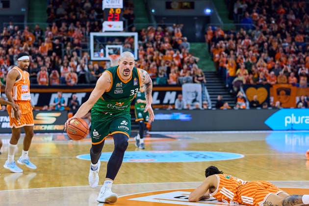 Maik Zirbes (Gladiators Trier, 33) GER, ratiopharm ulm vs. Gladiators Trier, Basketball, 21. Spieltag, EasyCredit Bundesliga, Spielzeit 2025 2026, 08.02.2026 GER, ratiopharm ulm vs. Gladiators Trier, Basketball, 21. Spieltag, EasyCredit Bundesliga, Spielzeit 2025 2026, 08.02.2026 Neu-Ulm Copyright: xEibner-Pressefoto GeraldxOelze-dexStoppanyx EP_ODS