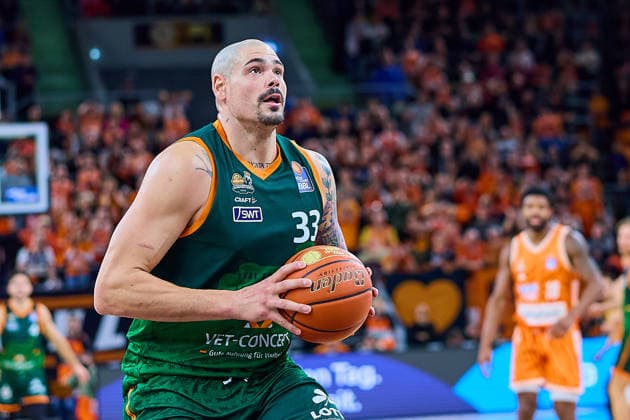 Maik Zirbes (Gladiators Trier, 33) GER, ratiopharm ulm vs. Gladiators Trier, Basketball, 21. Spieltag, EasyCredit Bundesliga, Spielzeit 2025 2026, 08.02.2026 GER, ratiopharm ulm vs. Gladiators Trier, Basketball, 21. Spieltag, EasyCredit Bundesliga, Spielzeit 2025 2026, 08.02.2026 Neu-Ulm Copyright: xEibner-Pressefoto GeraldxOelze-dexStoppanyx EP_ODS