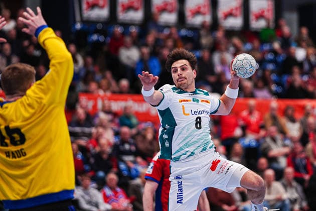 Wurf Tor Lucas Krzikalla (SC DHfK Leipzig, 08) GER, Handball Verein Hamburg vs. SC DHfK Leipzig, Handball, 1. Bundesliga, Spieltag 20, Saison 2025 2026, 10.02.2026 GER, Handball Sport Verein Hamburg vs. SC DHfK Leipzig, Handball, 1. Bundesliga, Spieltag 20, Saison 2025 2026, 10.02.2026 Hamburg Copyright: xEibner-Pressefoto MarcelxvonxFehrnx EP_MFN