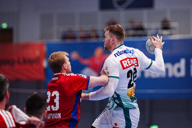 Einar Olafsson (Handball Verein Hamburg, 23), William Bogojevic (SC DHfK Leipzig, 20) GER, Handball Sport Verein Hamburg vs. SC DHfK Leipzig, Handball, 1. Bundesliga, Spieltag 20, Saison 2025 2026, 10.02.2026 GER, Handball Sport Verein Hamburg vs. SC DHfK Leipzig, Handball, 1. Bundesliga, Spieltag 20, Saison 2025 2026, 10.02.2026 Hamburg Copyright: xEibner-Pressefoto MarcelxvonxFehrnx EP_MFN