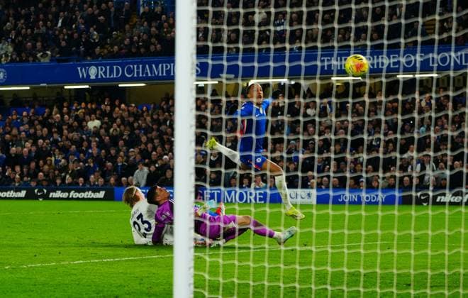 Joao Pedro of Chelsea scores the opening goal Chelsea v Leeds United, Premier League, Football, Stamford Bridge, London, UK - 10 Feb 2026London Stamford Bridge United Kingdom EDITORIAL USE ONLY No use with unauthorised audio, video, data, fixture lists, club league logos or live services. Online in-match use limited to 120 images, no video emulation. No use in betting, games or single club league player publications. Copyright: xJavierxGarcia Shutterstockx 16537163l