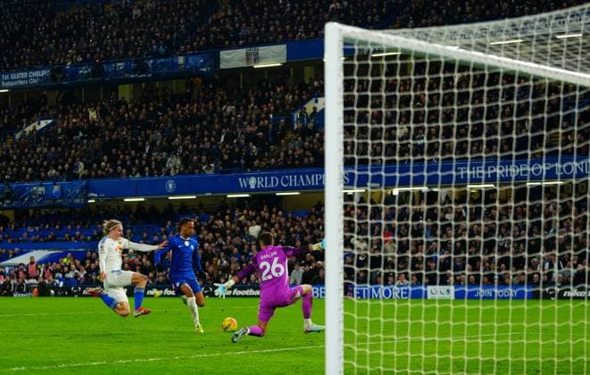Joao Pedro of Chelsea scores the opening goal Chelsea v Leeds United, Premier League, Football, Stamford Bridge, London, UK - 10 Feb 2026London Stamford Bridge United Kingdom EDITORIAL USE ONLY No use with unauthorised audio, video, data, fixture lists, club league logos or live services. Online in-match use limited to 120 images, no video emulation. No use in betting, games or single club league player publications. Copyright: xJavierxGarcia Shutterstockx 16537163k