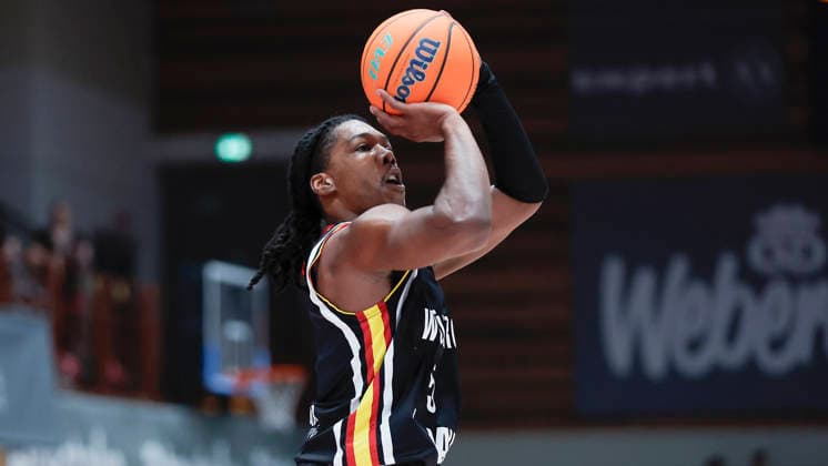 Im Bild: Marcus Carr(Wuerzburg Baskets, 5) 11.02.2026, Fitness First Wuerzburg Baskets vs. Unicaja Malaga, Basketball Champions League, Round of 16, Group K, 4. Spieltag, Deutschland, 97072, tectake-Arena Wuerzburg, Copyright: HMBxMedia xJulienxBecker