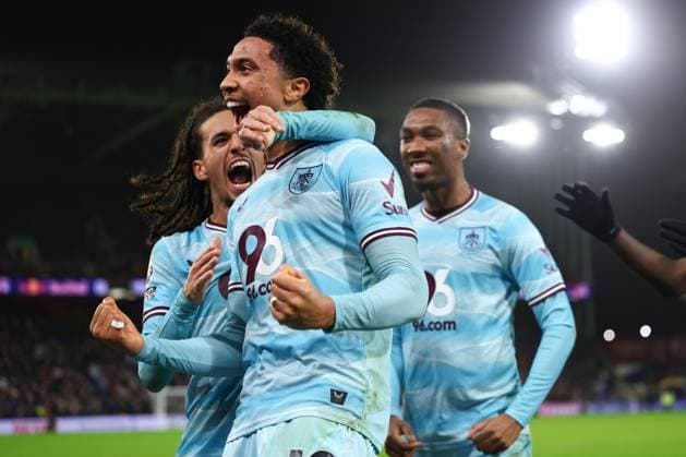 Jaidon Anthony of Burnley Bashir Humphreys of Burnley and Hannibal Mejbri of Burnley celebrate after Jefferson Lerma of Crystal Palace scored an own goal (2-3) Crystal Palace v Burnley, Premier League, Football, Selhurst Park, London, UK - 11 Feb 2026London Selhurst Park United Kingdom EDITORIAL USE ONLY No use with unauthorised audio, video, data, fixture lists, club league logos or live services. Online in-match use limited to 120 images, no video emulation. No use in betting, games or single club league player publications. Copyright: xSimonxDael Shutterstockx 16540342m