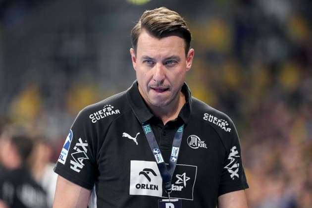 Filip Jicha (Trainer, Cheftrainer, THW), Einzelbild, Einzelfoto, Aktion, Action, 11.02.2026, Mannheim (Deutschland), Handball, Bundesliga, Rhein-Neckar Löwen - THW Kiel