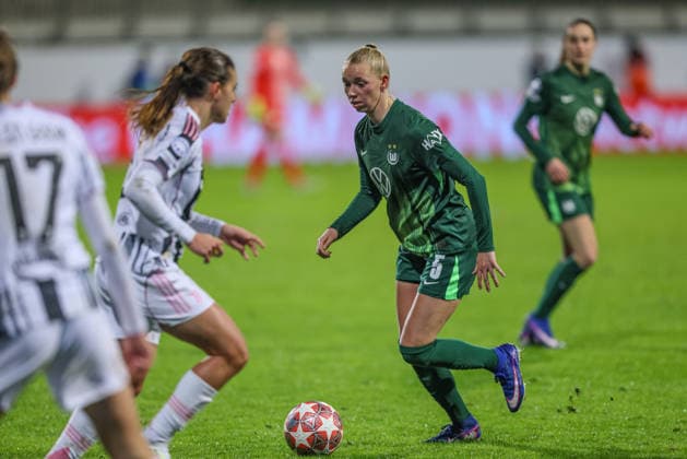GER, Wolfsburg, VfL Wolfsburg vs Juventus Turin, Women s Champions League, Fussball, UEFA, Spielzeit 2025 2026, AOK Arena, Playoffs, Hinspiel im Bild: Ella Peddemors (VfL Wolfsburg Frauen 5) DFB DFL REGULATIONS PROHIBIT ANY USE OF PHOTOGRAPHS AS IMAGE SEQUENCES AND OR QUASI-VIDEO, 12.02.2026 Copyright: HMBxMedia HendrikxHamelau