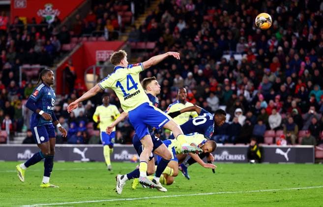 James Bree of Southampton scores a goal to make the score 2-1. Southampton v Leicester City, Emirates FA Cup, Fourth Round, Football, St Mary s Stadium, Southampton, UK - 14 Feb 2026Southampton St Mary s Stadium United Kingdom EDITORIAL USE ONLY No use with unauthorised audio, video, data, fixture lists, club league logos or live services. Online in-match use limited to 120 images, no video emulation. No use in betting, games or single club league player publications. Copyright: xJamesxMarsh Shutterstockx 16608181ap