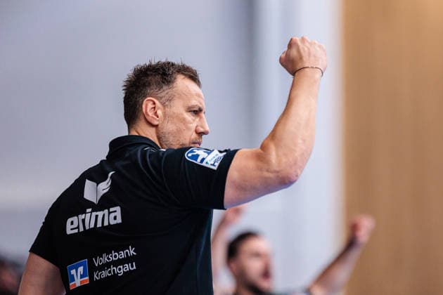 Maik Machulla (Rhein-Neckar Loewen, Trainer) jubelt freut sich GER, GWD Minden vs. Rhein-Neckar Loewen, Handball, 1. Bundesliga, 21. Spieltag, Spielzeit 2025 2026, 14.02.2026 GER, GWD Minden vs. Rhein-Neckar Loewen, Handball, 1. Bundesliga, 21. Spieltag, Spielzeit 2025 2026, 14.02.2026 Minden Copyright: xEibner-Pressefoto JanxRollingerx EP_JSK