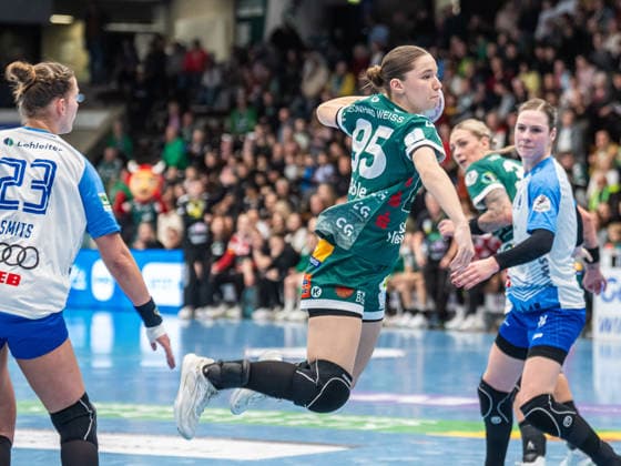 Lara Daeuble (Frisch Auf Frauen, 95) kommt frei zum Wurf, Frisch Auf Goeppingen vs. Union Neckarsulm, Handball, 1. Bundesliga, Spielzeit 2025 2026, 14.02.2026 Frisch Auf Goeppingen vs. Sport-Union Neckarsulm, Handball, 1. Bundesliga, Spielzeit 2025 2026, 14.02.2026 Goeppingen Copyright: xMichaelxSchmidt Eibner-Pressefotx EP_MST