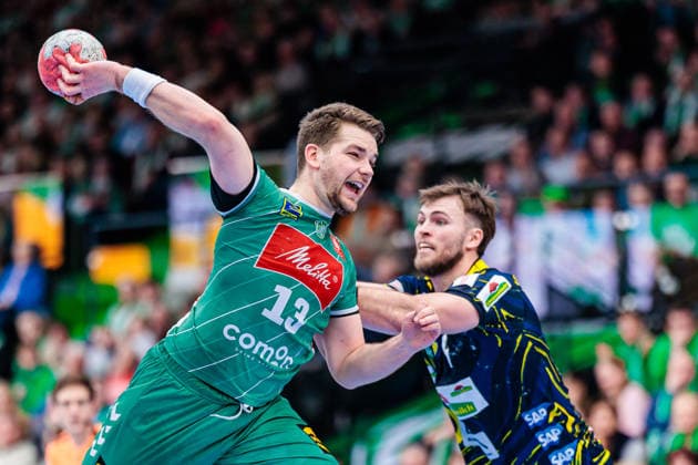 Handball, HBL, GWD Minden - Rhein-Neckar Löwen #2 v.l. Ian Weber (GWD Minden, 13), Steven Plucnar Jacobsen (Rhein-Neckar Loewen, 09) GER, GWD Minden vs. Rhein-Neckar Loewen, Handball, 1. Bundesliga, 21. Spieltag, Spielzeit 2025 2026, 14.02.2026 GER, GWD Minden vs. Rhein-Neckar Loewen, Handball, 1. Bundesliga, 21. Spieltag, Spielzeit 2025 2026, 14.02.2026 Minden Copyright: xEibner-Pressefoto JanxRollingerx EP_JSK