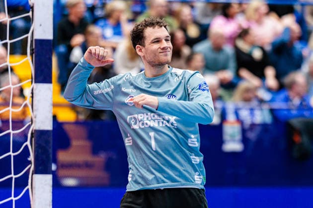 Constantin Moestl (TBV Lemgo Lippe, 01) aergert sich regt sich auf GER, TBV Lemgo Lippe vs. HC Erlangen, Handball, 1. Bundesliga, 21. Spieltag, Spielzeit 2025 2026, 15.02.2026 GER, TBV Lemgo Lippe vs. HC Erlangen, Handball, 1. Bundesliga, 21. Spieltag, Spielzeit 2025 2026, 15.02.2026 Lemgo Copyright: xEibner-Pressefoto JanxRollingerx EP_JSK