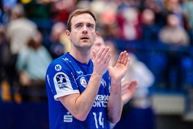 Bobby Schagen (TBV Lemgo Lippe, 14) jubelt freut sich nach 27:21 Sieg GER, TBV Lemgo Lippe vs. HC Erlangen, Handball, 1. Bundesliga, 21. Spieltag, Spielzeit 2025 2026, 15.02.2026 GER, TBV Lemgo Lippe vs. HC Erlangen, Handball, 1. Bundesliga, 21. Spieltag, Spielzeit 2025 2026, 15.02.2026 Lemgo Copyright: xEibner-Pressefoto JanxRollingerx EP_JSK