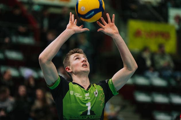 Laurin Schiegl (Barock Volleys MTV Ludwigsburg, 01) vor dem Spiel, Barock Volleys MTV Ludwigsburg vs. Berlin Recycling Volleys, Volleyball, 1. Bundesliga, 22. Spieltag, Saison 2025 2026, 15.02.2026, Barock Volleys MTV Ludwigsburg vs. Berlin Recycling Volleys, Volleyball, 1. Bundesliga, 22. Spieltag, Saison 2025 2026, 15.02.2026, Ludwigsburg Copyright: xEibner-Pressefoto LarsxNeumannx EP_LNN