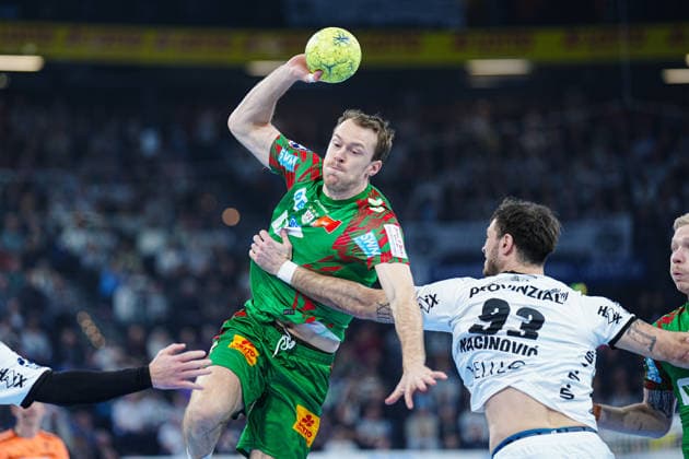 Felix Claar (SC Magdeburg, 07), Veron Nacinovic (THW Kiel, 93) GER, THW Kiel vs. SC Magdeburg, Handball, 1. Bundesliga, Spieltag 21, Saison 2025 2026, 15.02.2026 GER, THW Kiel vs. SC Magdeburg, Handball, 1. Bundesliga, Spieltag 21, Saison 2025 2026, 15.02.2026 Kiel Copyright: xEibner-Pressefoto MarcelxvonxFehrnx EP_MFN