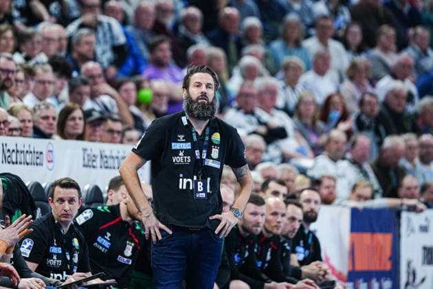Bennet Wiegert (SC Magdeburg, Trainer) GER, THW Kiel vs. SC Magdeburg, Handball, 1. Bundesliga, Spieltag 21, Saison 2025 2026, 15.02.2026 GER, THW Kiel vs. SC Magdeburg, Handball, 1. Bundesliga, Spieltag 21, Saison 2025 2026, 15.02.2026 Kiel Copyright: xEibner-Pressefoto MarcelxvonxFehrnx EP_MFN