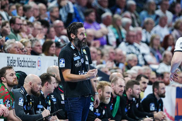 Bennet Wiegert (SC Magdeburg, Trainer) GER, THW Kiel vs. SC Magdeburg, Handball, 1. Bundesliga, Spieltag 21, Saison 2025 2026, 15.02.2026 GER, THW Kiel vs. SC Magdeburg, Handball, 1. Bundesliga, Spieltag 21, Saison 2025 2026, 15.02.2026 Kiel Copyright: xEibner-Pressefoto MarcelxvonxFehrnx EP_MFN