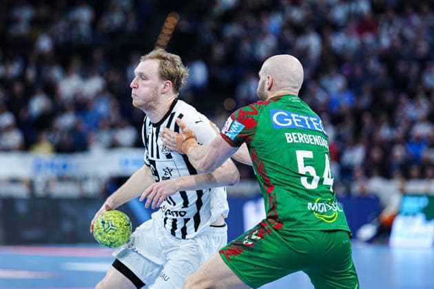 Eric Johansson (THW Kiel, 21), Oscar Bergendahl (SC Magdeburg, 54) GER, THW Kiel vs. SC Magdeburg, Handball, 1. Bundesliga, Spieltag 21, Saison 2025 2026, 15.02.2026 GER, THW Kiel vs. SC Magdeburg, Handball, 1. Bundesliga, Spieltag 21, Saison 2025 2026, 15.02.2026 Kiel Copyright: xEibner-Pressefoto MarcelxvonxFehrnx EP_MFN