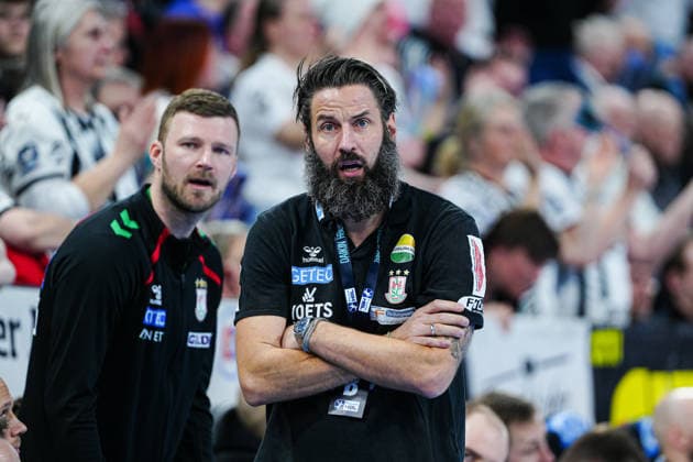 Bennet Wiegert (SC Magdeburg, Trainer) GER, THW Kiel vs. SC Magdeburg, Handball, 1. Bundesliga, Spieltag 21, Saison 2025 2026, 15.02.2026 GER, THW Kiel vs. SC Magdeburg, Handball, 1. Bundesliga, Spieltag 21, Saison 2025 2026, 15.02.2026 Kiel Copyright: xEibner-Pressefoto MarcelxvonxFehrnx EP_MFN