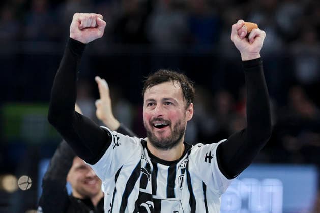 Domagoj Duvnjak (THW Kiel) jubelt, DAIKIN Handball Bundesliga, THW Kiel v SC Magdeburg, Wunderino Arena am 15. February 2026 in Kiel, Deutschland. (Foto von Marco Steinbrenner DeFodi Images) Domagoj Duvnjak (THW Kiel) cheers, DAIKIN Handball Bundesliga, THW Kiel v SC Magdeburg, Wunderino Arena, February 15, 2026 in Kiel, Germany. (Photo by Marco Steinbrenner DeFodi Images) -