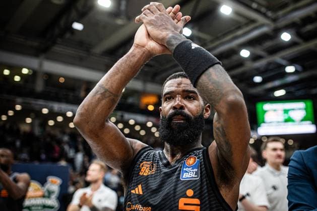 Corey Davis (Chemnitz 99er), Vet Concept Gladiators Trier vs Chemnitz 99ers, Basketball, easyCredit BBL, 20. Spieltag, Saison 2025 2026, 15.02.2026 Vet Concept Gladiators Trier vs Chemnitz 99ers, Basketball, easyCredit BBL, 20. Spieltag, Saison 2025 2026, 15.02.2026 Copyright: xEibner-Pressefoto AlexanderxNeisx EP_ANS