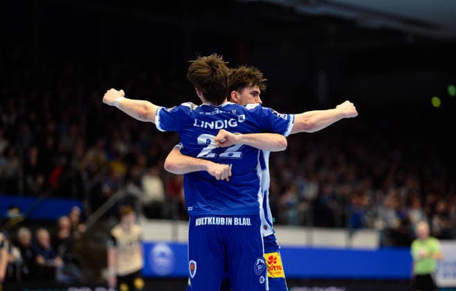 Felix Aellen (ThSV Eisenach, 22), Stephan Seitz (ThSV Eisenach, 44) Jubel zum Treffer. GER, ThSV Eisenach gegen Bergischer HC, 1. Daikin Handballbundesliga, Handball, 21.Spieltag, Saison 2025 2026, 16.02.2026 GER, ThSV Eisenach gegen Bergischer HC, 1. Daikin Handballbundesliga, Handball, 21.Spieltag, Saison 2025 2026, 16.02.2026 Eisenach Copyright: xEibner-Pressefoto MartinxHerbstx EP_MHT