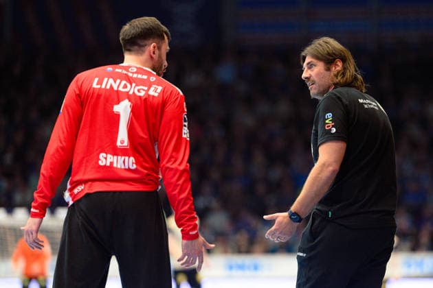 Matija Spikic (ThSV Eisenach, 01), Sebastian Hinze (ThSV Eisenach, Trainer) GER, ThSV Eisenach gegen Bergischer HC, 1. Daikin Handballbundesliga, Handball, 21.Spieltag, Saison 2025 2026, 16.02.2026 GER, ThSV Eisenach gegen Bergischer HC, 1. Daikin Handballbundesliga, Handball, 21.Spieltag, Saison 2025 2026, 16.02.2026 Eisenach Copyright: xEibner-Pressefoto MartinxHerbstx EP_MHT