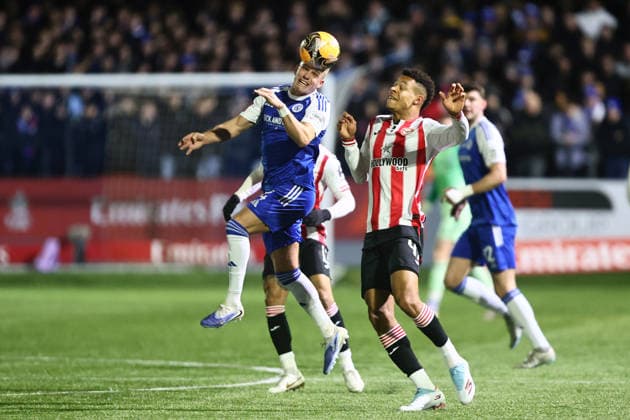 Lewis Fensome of Macclesfield and Sepp van den Berg of Brentford Macclesfield v Brentford, Emirates FA Cup, Fourth Round, Football, Leasing.com Stadium, Macclesfield, UK - 16 Feb 2026Macclesfield Leasing.com Stadium United Kingdom EDITORIAL USE ONLY No use with unauthorised audio, video, data, fixture lists, club league logos or live services. Online in-match use limited to 120 images, no video emulation. No use in betting, games or single club league player publications. Copyright: xPhilxOldham Shutterstockx 16660198at