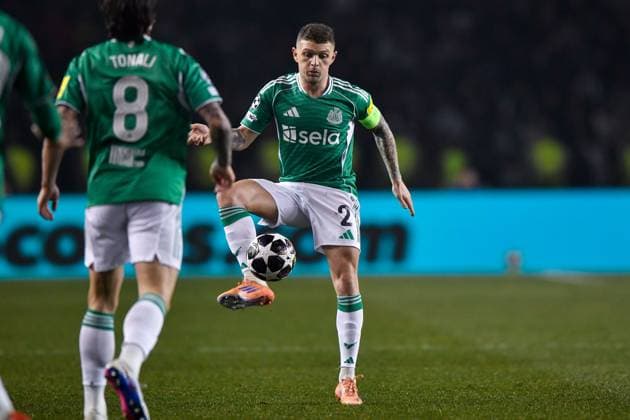Kieran Trippier of Newcastle United Football Club controls the ball Qarabag v Newcastle United, UEFA Champions League, Knockout Round Play-Offs, First Leg, Football, Tofig Bahramov Republican Stadium, Baku, Azerbaijan - 18 Feb 2026Baku Tofig Bahramov Republican Stadiu Azerbaijan EDITORIAL USE ONLY No use with unauthorised audio, video, data, fixture lists, club league logos or live services. Online in-match use limited to 120 images, no video emulation. No use in betting, games or single club league player publications. Copyright: xElmirxKarimov Shutterstockx 16660416bk