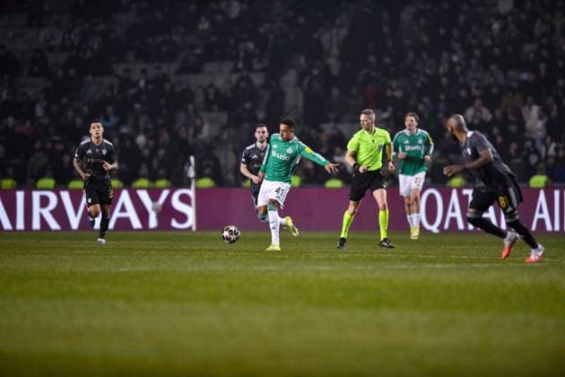 Jacob Ramsey of Newcastle United Football Club passes the ball Qarabag v Newcastle United, UEFA Champions League, Knockout Round Play-Offs, First Leg, Football, Tofig Bahramov Republican Stadium, Baku, Azerbaijan - 18 Feb 2026Baku Tofig Bahramov Republican Stadiu Azerbaijan EDITORIAL USE ONLY No use with unauthorised audio, video, data, fixture lists, club league logos or live services. Online in-match use limited to 120 images, no video emulation. No use in betting, games or single club league player publications. Copyright: xElmirxKarimov Shutterstockx 16660416ck