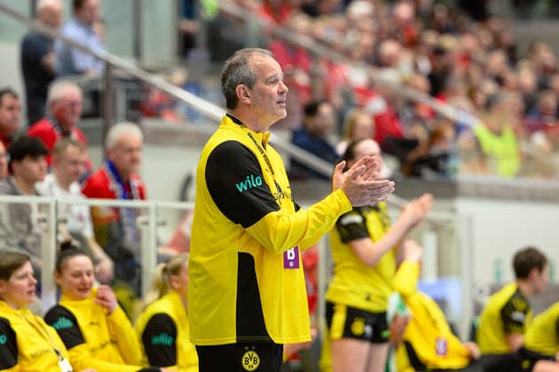 Henk Groener (Borussia Dortmund, Trainer) GER, Thueringer HC gegen Borussia Dortmund , Handball, Alsco Handball Bundesliga Frauen, 18. Spieltag, Saison 2025 2026, 18.02.2026 GER, Thueringer HC gegen Borussia Dortmund , Handball, Alsco Handball Bundesliga Frauen, 18. Spieltag, Saison 2025 2026, 18.02.2026 Bad Langensalza Copyright: xEibner-Pressefoto MartinxHerbstx EP_MHT